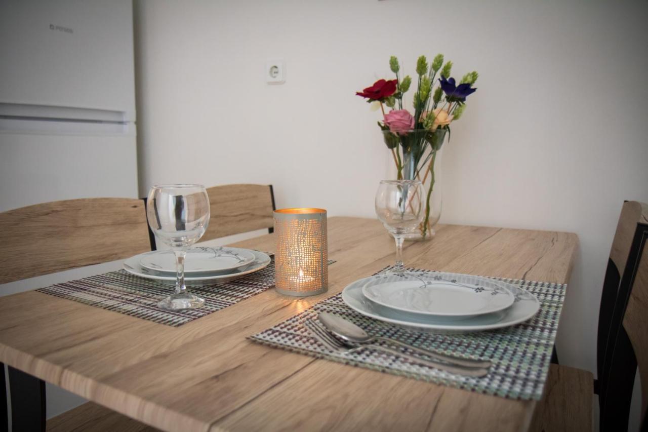 Ioulia Apartment *